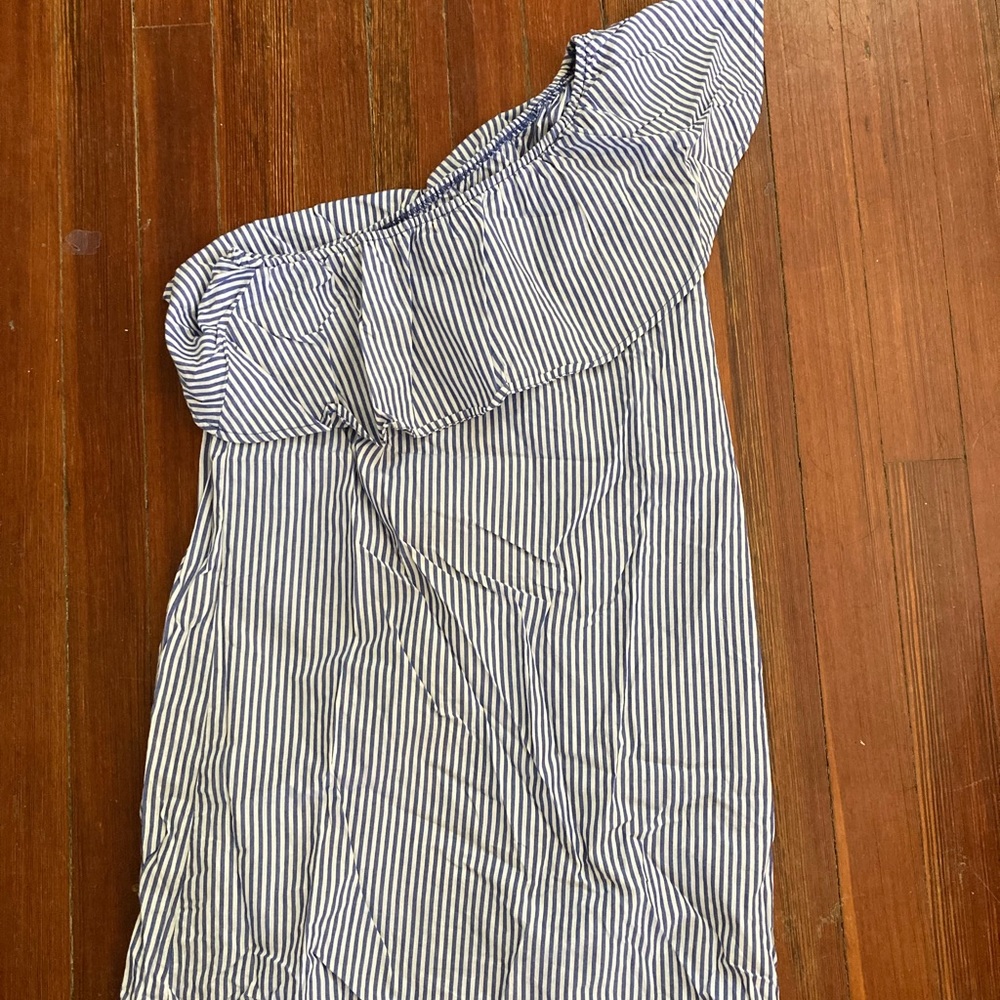Francesca’s ruffled one shoulder blue & white striped dress (size small)